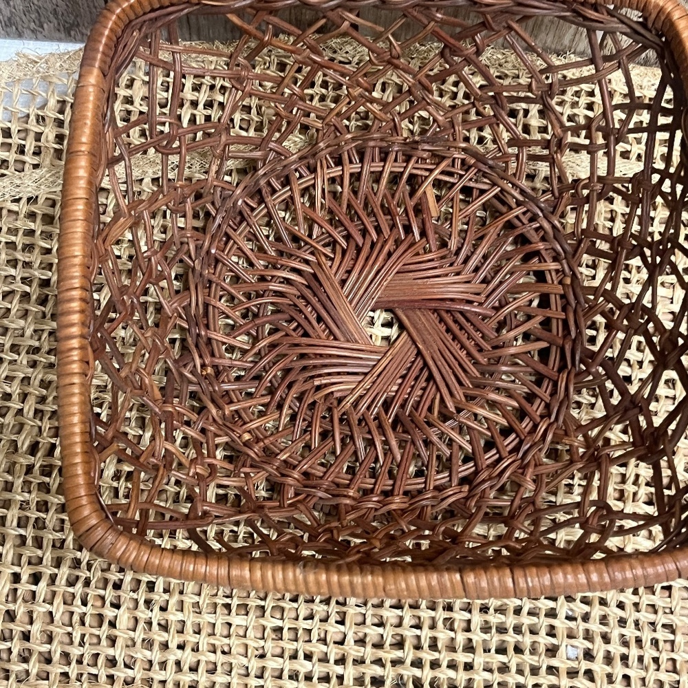 Vintage Woven Wicker Basket | Rustic Farmhouse Catchall Tray | Boho Home Decor - Picture 3 of 5